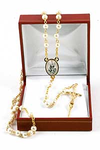 RSZ16 Faux Pearl Rosary with Girl Center in Red Gift Box