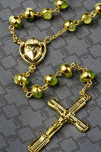 Green Glass Cats Eye Rosary