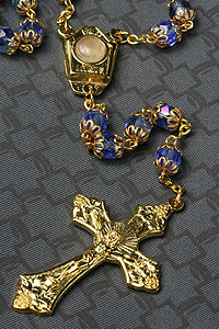 RSS13B-01 5mm Double-cap Blue Glass Rosary