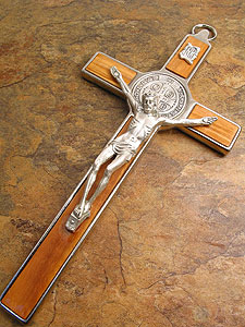 SB0005 8 St. Benedict Crucifix with Olive Wood Inlay.