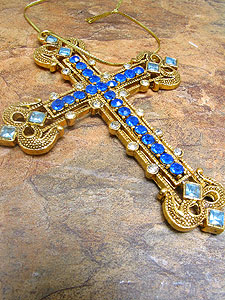 4735 Gem Golden Cross. Comes in Deluxe Gift Box