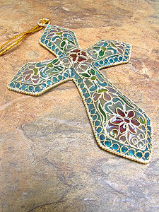 4687  Plique A Jour Cross with Enamel