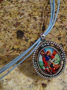 6622-2 Color Medallion on Blue String