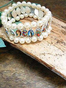 4027-4 Faux Pearl Stretchable Bracelet