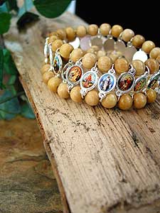 4023-1 Wooden Bracelet with Holy Medals